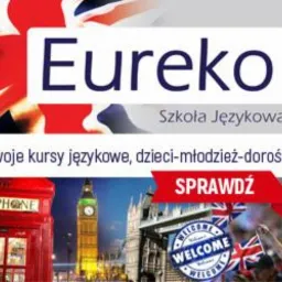 Grafika reklamowa szkoły językowej Eureko z motywami brytyjskimi: czerwona budka telefoniczna, Big Ben, flaga Wielkiej Brytanii oraz napis 'Twoje kursy językowe, dzieci-młodzież-dorośli. Sprawdź'.