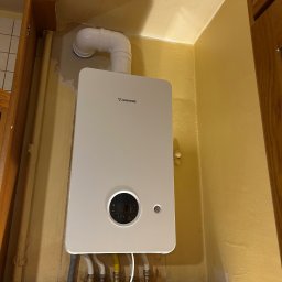 UDAR USŁUGI REMONTOWE - Malowanie elewacji Kętrzyn