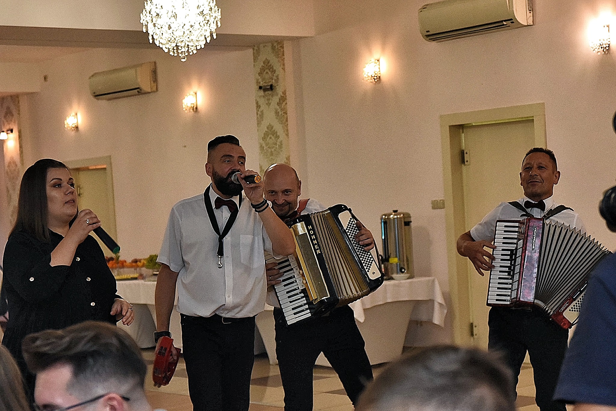 Biesiada z gośćmi weselnymi to nasza specjalność :)