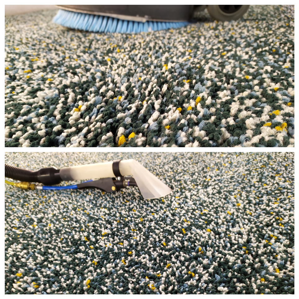 Wielokolorowy dywan czyszczony szczotką i ssawką ekstrakcyjną, widoczne włókna i detale czyszczenia.
