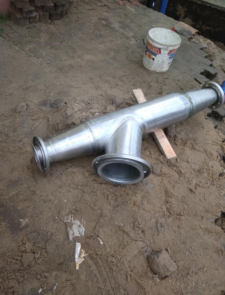 Trójnik na zamówienie - wbudowany w istniejącą instalację .