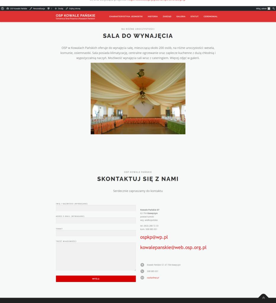 Zrzut ekranu strony internetowej z ofertą wynajmu sali na uroczystości, widok na salę z dekoracją sufitową z materiałów, stoły ustawione w rzędach w tle, tekst informacyjny i formularz kontaktowy...