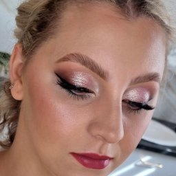 Makijaż okazjonalny 