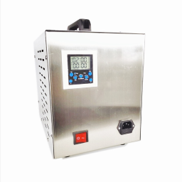 Nimboos - Generator ozonu w obudowie ze stali nierdzewnej z wyświetlaczem LCD ustawionym na 02:00, włącznikiem zasilania i gniazdem IEC