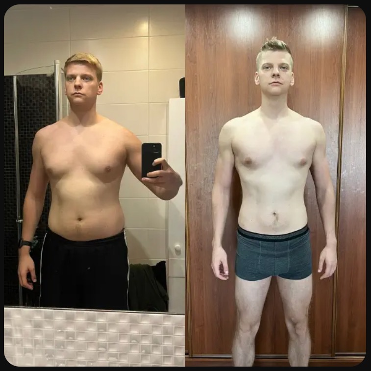 Męska sylwetka przed i po treningu, ukazująca różnicę w budowie ciała. Po lewej stronie odbicie w lustrze, po prawej na tle drewnianej ściany.