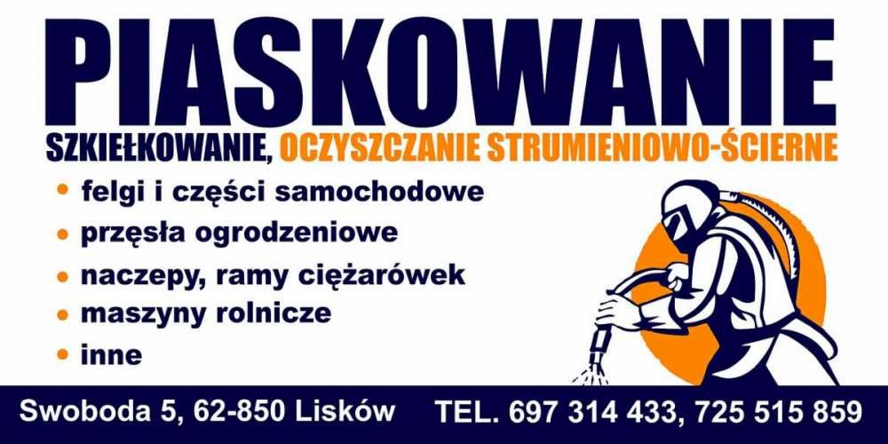 Reklama firmy oferującej usługi oczyszczania strumieniowo-ściernego, w tym felg, przęseł, naczep i maszyn rolniczych. Zawiera adres i numery telefonów.