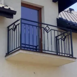 Wykonanie z różnych profili