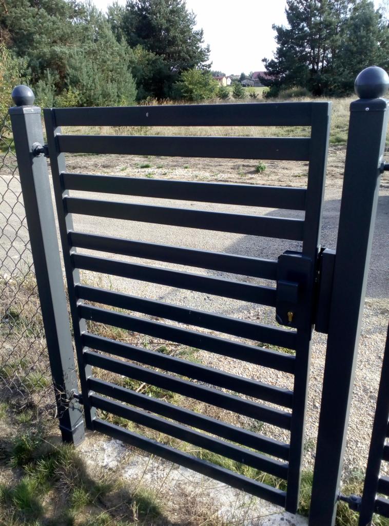 Furtka z profila 60*20