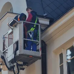 Prace z instalacją odgromową