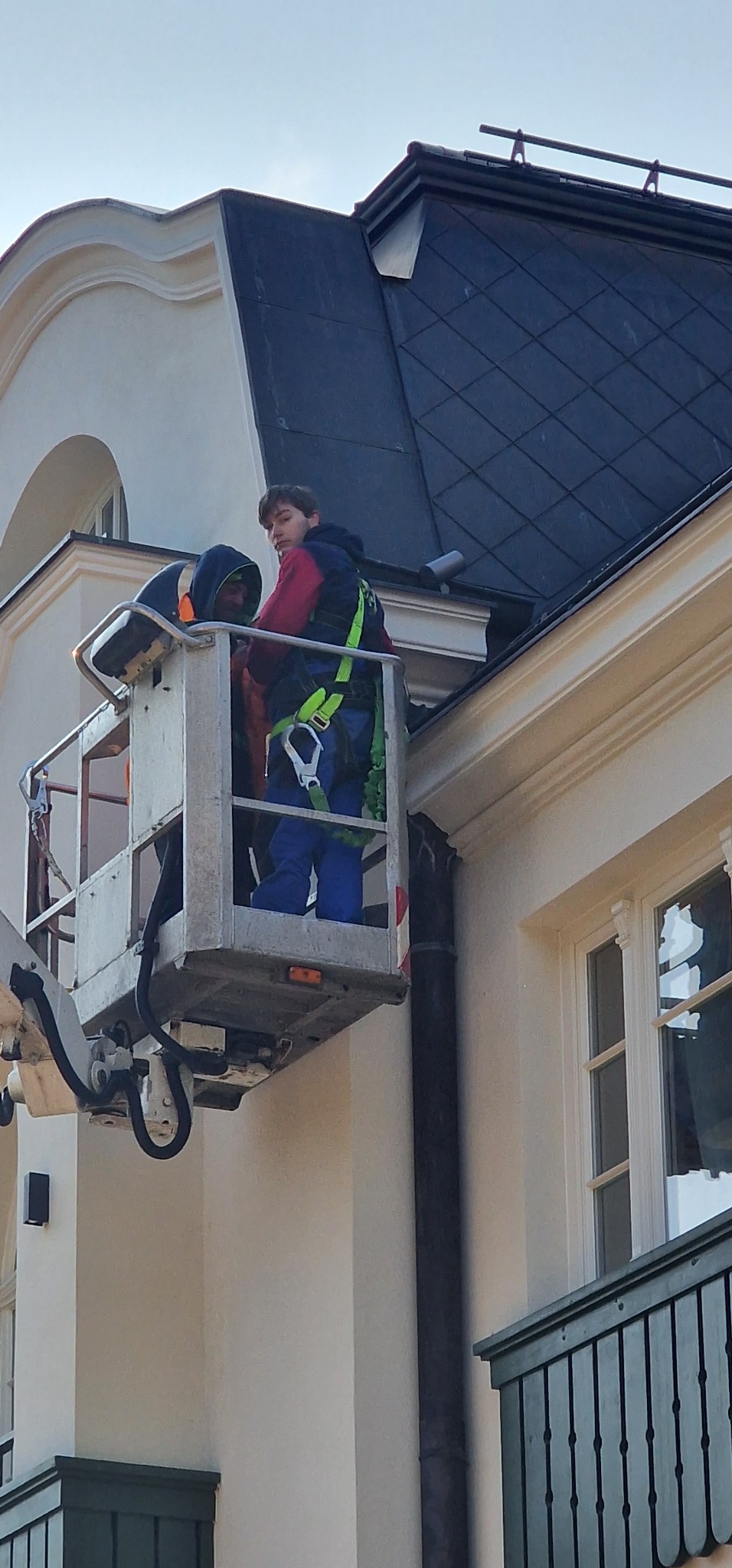 Prace z instalacją odgromową