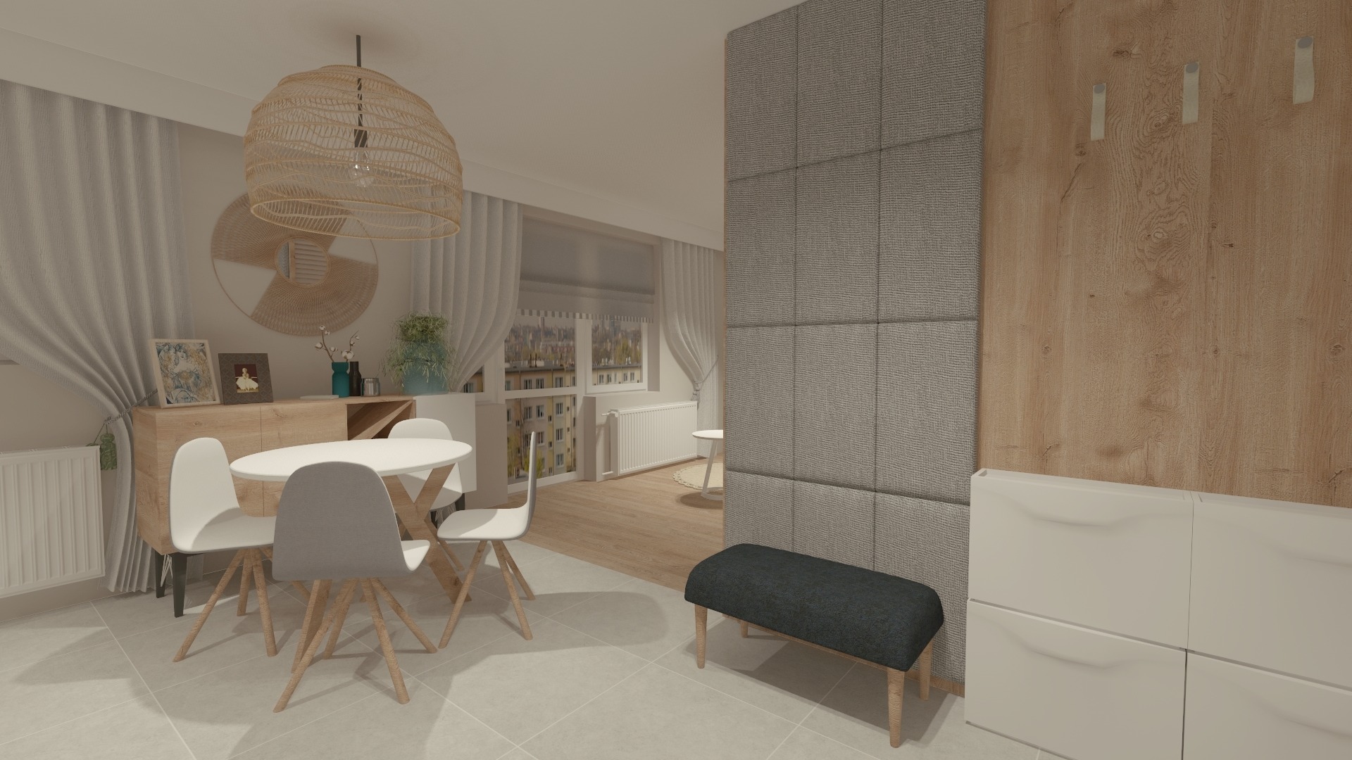 Jasne wnętrze jadalni z okrągłym stołem, krzesłami na drewnianych nogach, rattanową lampą i dekoracyjnym lustrem na tle zasłoniętego okna, uzupełnione szarą tapicerowaną ścianą i drewnianą boazerią...