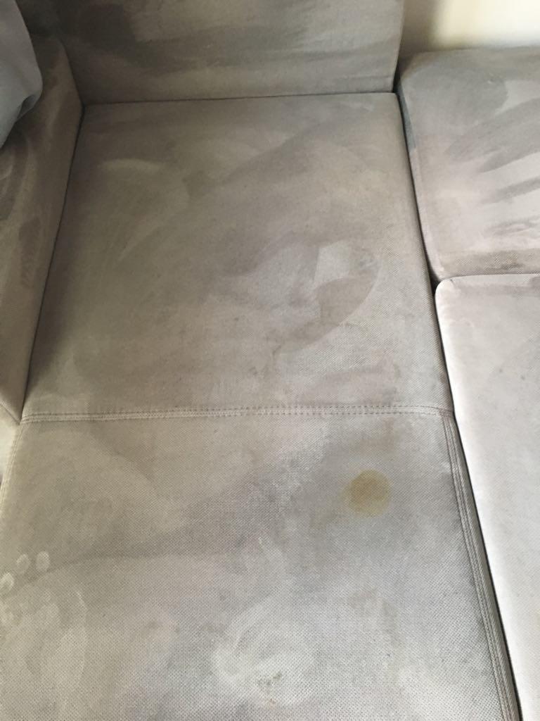 Czyszczenie sofy- Przed