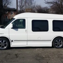 GMC Savana,najwyższa klasa komfortu.