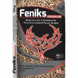 Worek 15kg z pelletem drzewnym, etykieta z logo Feniks Premium, certyfikatem ENplus A1 i informacjami o produkcie w kilku językach.