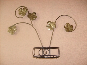 Metalowe kwietniki -metaloplastyka prosto od producenta