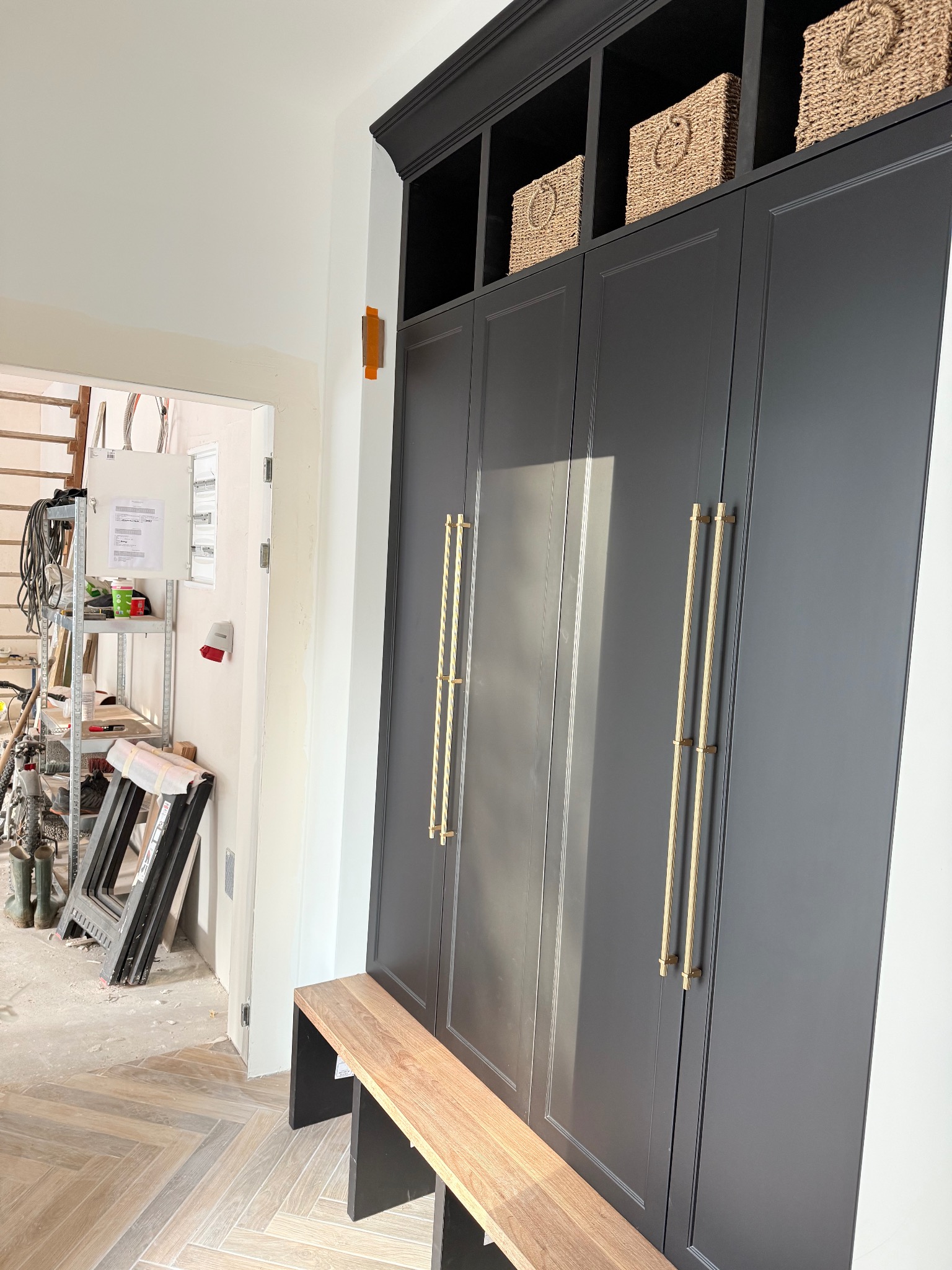 szafa wykonana według projektu