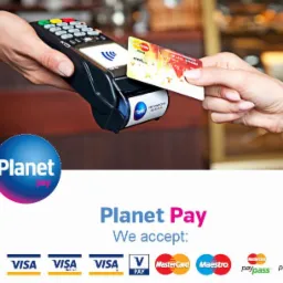 Płatność kartą zbliżeniową w terminalu Planet Pay, widoczne logo akceptowanych kart płatniczych.