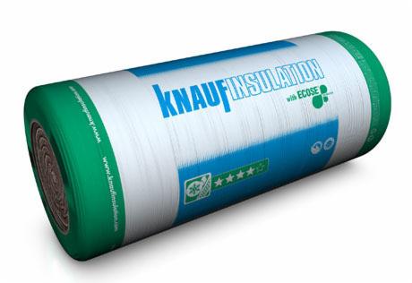 Rolka wełny mineralnej Knauf Insulation z zielonymi akcentami i oznaczeniem EcoSE, widoczna struktura włókien na przekroju.