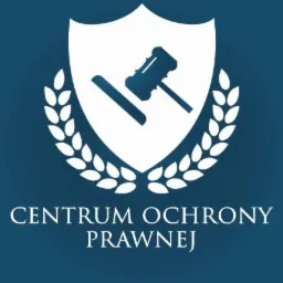 Logo Centrum Ochrony Prawnej z motywem tarczy, młotka sędziowskiego i wieńca laurowego na niebieskim tle.