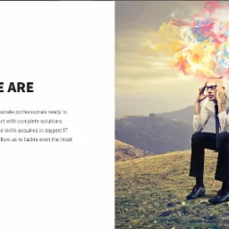 Mężczyzna w okularach siedzi na krześle na wzgórzu, z kolorową chmurą pomysłów nad głową, obok tekst 'WHO WE ARE' i opis zespołu IT.