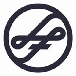 Abstrakcyjne logo w okręgu, oparte na splecionych, zaokrąglonych liniach tworzących symetryczny, nowoczesny symbol w ciemnym odcieniu szarości.