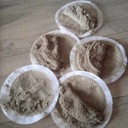 TO CO WIDAĆ NA ZDJĘCIU USUNEŁA MASZYNA KIRBY Z NAROŻNIKA..BAKTERIE GRZYBY PLEŚN ODCHODY ROZTOCZY ORAZ GRONKOWCA. 