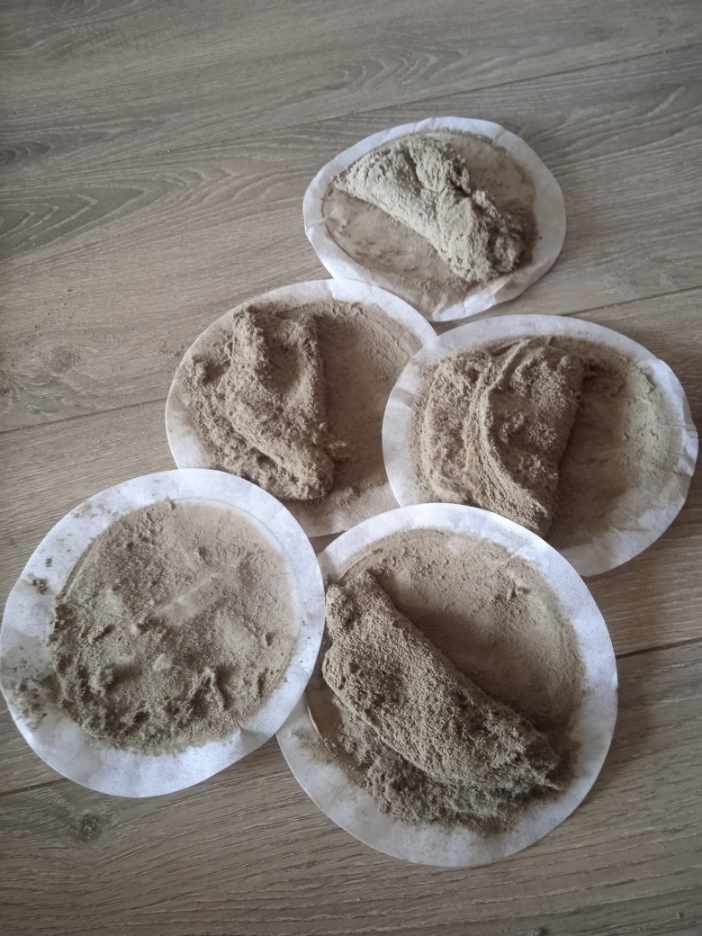 To Co Widać na Zdjęciu Usuneła Maszyna Kirby z Narożnika..bakterie Grzyby Pleśn Odchody Roztoczy Oraz Gronkowca.