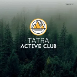Grafika z logotypem 'Tatra Active Club' na tle zalesionych gór we mgle.