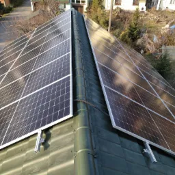 14kW moduł Longi 450 , dach wschód zachód Falownik Fronius 15kW . Uzgodnienia PPoŻ . Koszt 35800zł