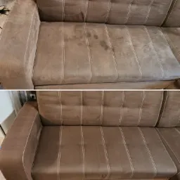 Brązowa sofa z tapicerką przed i po czyszczeniu, widoczne różnice w czystości materiału, zarysowania i plamy usunięte.