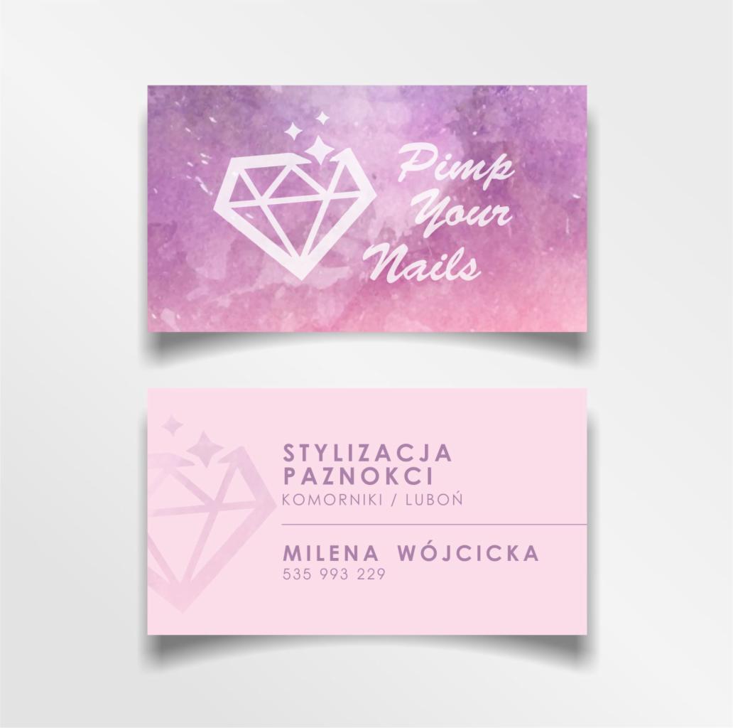 Dwie wizytówki z motywem akwarelowym i diamentem promujące stylizację paznokci, z nazwiskiem Milena Wójcicka i numerem telefonu.