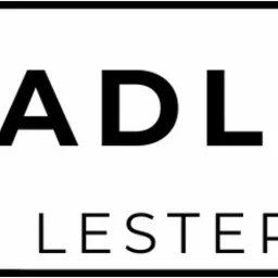 Logo firmy ADL LESTER w czarno-białej kolorystyce, umieszczone w kwadratowej ramce.