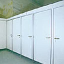 ścianki działowe, sanitarne, kabiny sanitarne