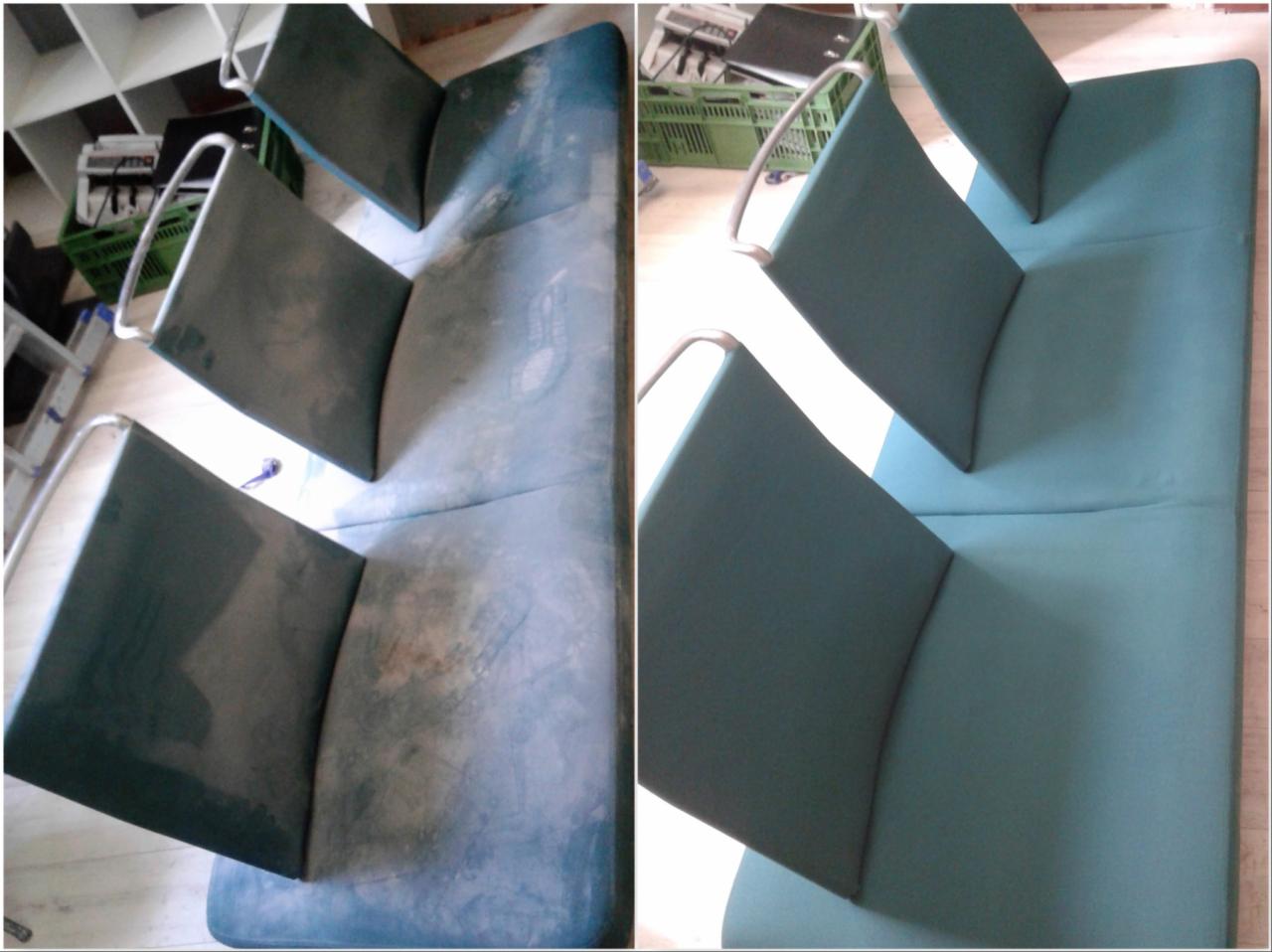 Porównanie stanu kanapy z zieloną tapicerką przed i po czyszczeniu, widoczne wyraźne różnice w kolorze i usunięciu zabrudzeń.