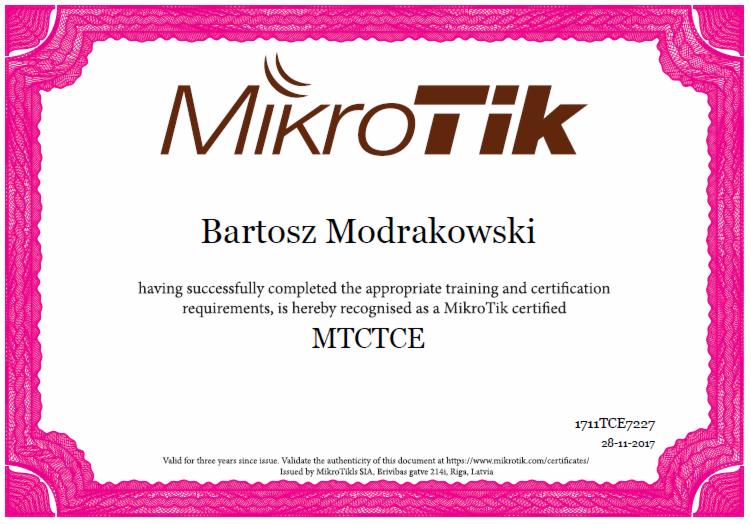 Certyfikat ukończenia szkolenia MikroTik z imieniem i nazwiskiem Bartosz Modrakowski, otoczony ozdobną, różową ramką.