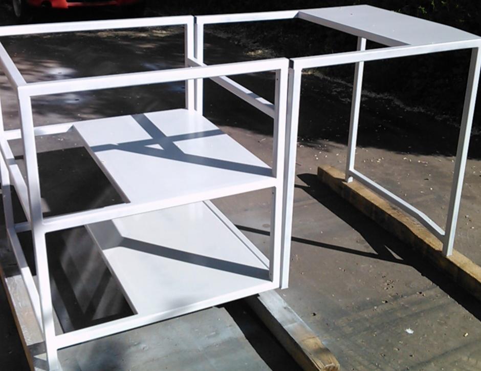 szafka metal biała ( konstrukcja)