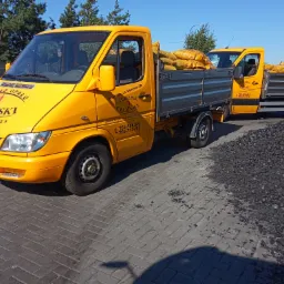 Posiadamy nowe pojazdy 2 i 3 tonowe, które dowożą towar do klientów. Transport do 50km w cenie towaru.