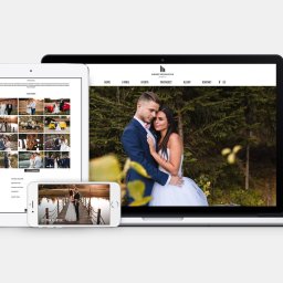CZENZO - Responsywna strona internetowa fotografa ślubnego prezentowana na laptopie, tablecie i smartfonie, z widocznymi miniaturami galerii i portretem pary młodej w tle.