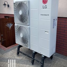 pompa ciepła LG ThermaV 12 kW montaż Tarnowskie Góry

https://instalwork.pl/nasza-oferta/pompa-ciepla/