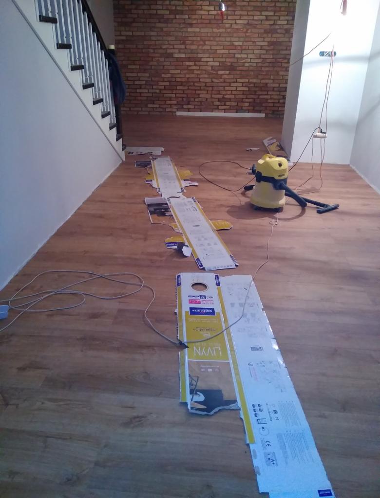 Zabezpieczenie paneli winylowych przed uszkodzeniem podczas montażu