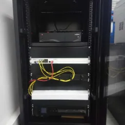 szafa monitoringu w oparciu o światłowody