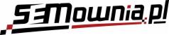 Logo SEMownia.pl z dynamiczną, ukośną czcionką i czerwono-czarną kolorystyką, sugerujące nowoczesne rozwiązania w branży.