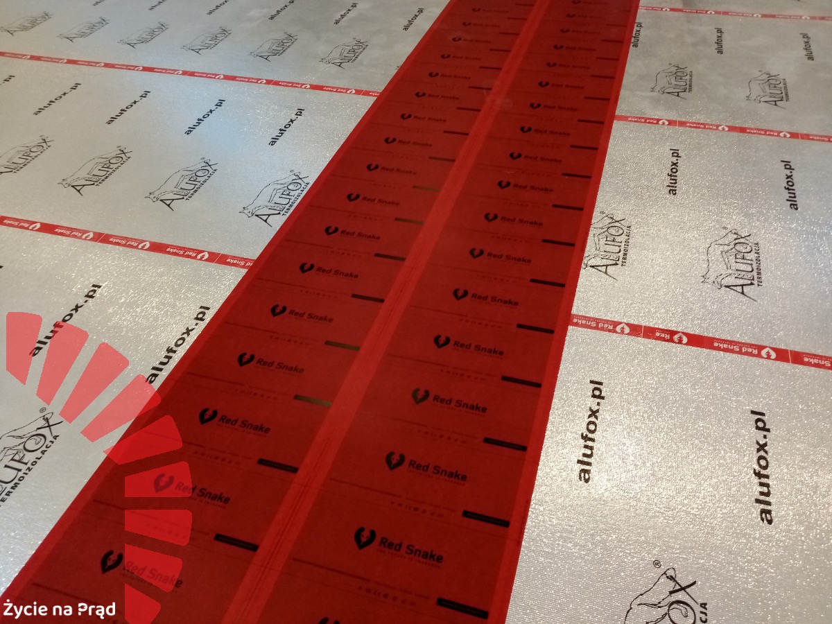 Montaż folii grzewczych na podczerwień.