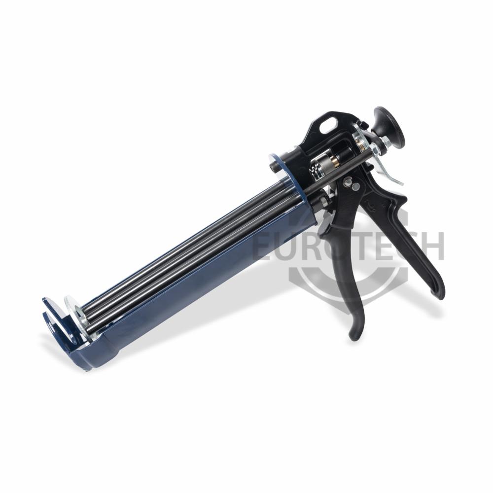 Pistolet do silikonu Eurotech z niebieskim korpusem i czarną rękojeścią, widoczne metalowe pręty dociskowe.