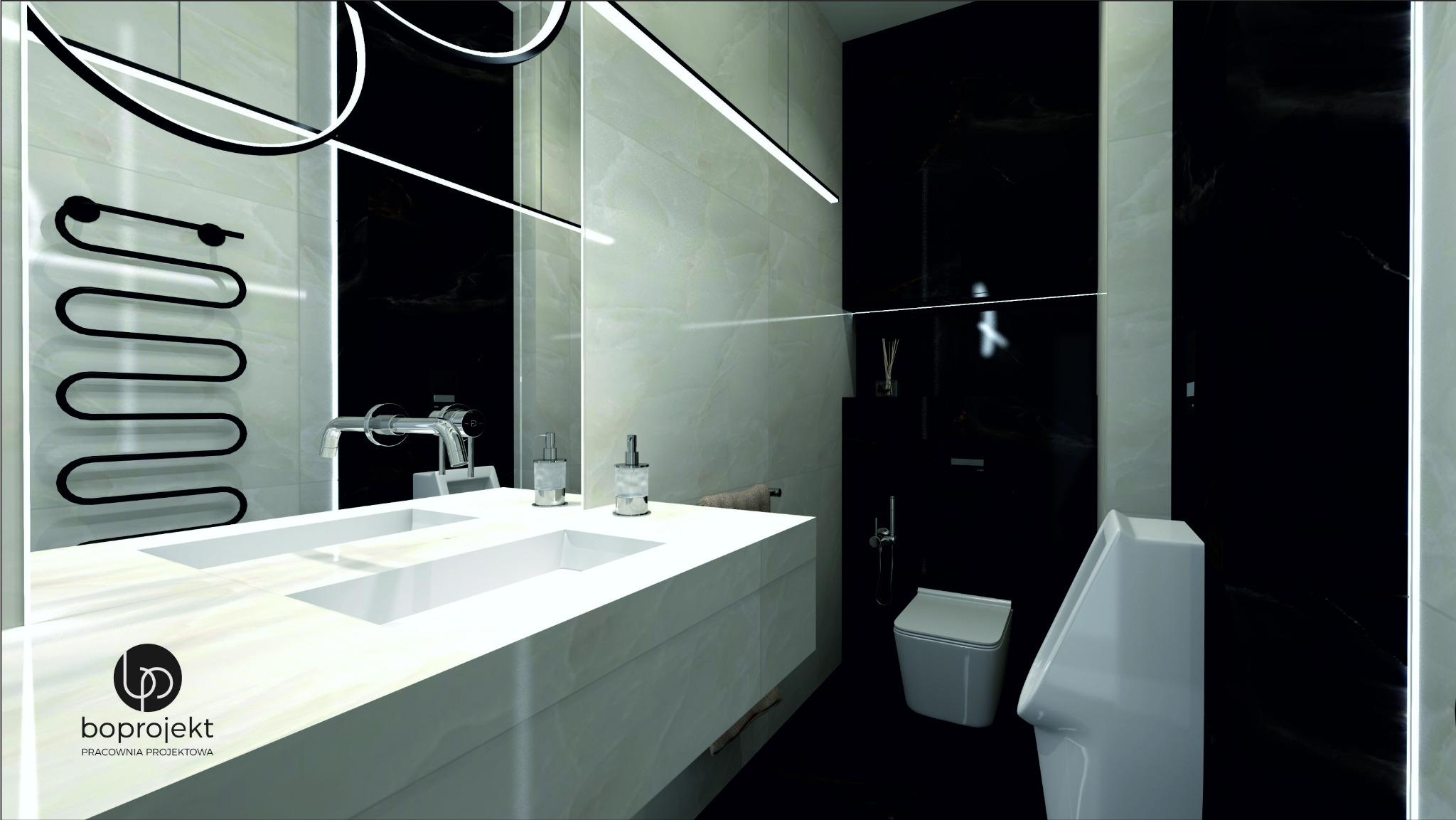 Nowoczesna łazienka z podwójną umywalką na marmurowym blacie, czarnymi płytkami na ścianie i dekoracyjnym grzejnikiem w kształcie węża, oświetlenie LED i logo projektanta w lewym dolnym rogu.