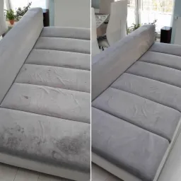 Porównanie: Szara kanapa modułowa z widocznymi plamami i zabrudzeniami przed i po czyszczeniu, ukazujące efektywność usługi.