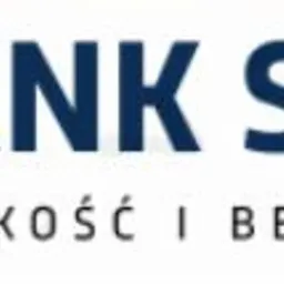 Logo firmy KNK System: granatowe logo z inicjałami w okręgu oraz napis KNK SYSTEM, pod spodem JAkość i BEZPIECZEŃSTWO.
