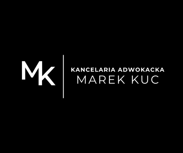 Logo Kancelarii Adwokackiej Marka Kuc, białe litery MK oddzielone pionową linią od napisu Kancelaria Adwokacka Marek Kuc, wszystko na czarnym tle.