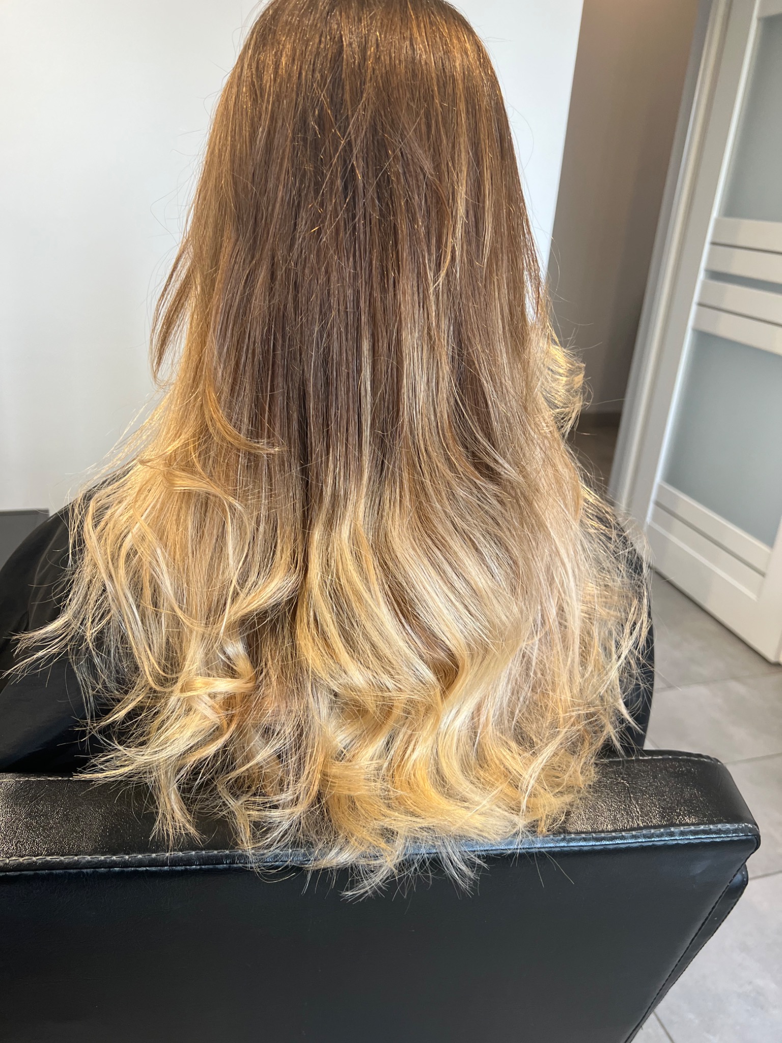 Balayage, ombre i strzyżenie