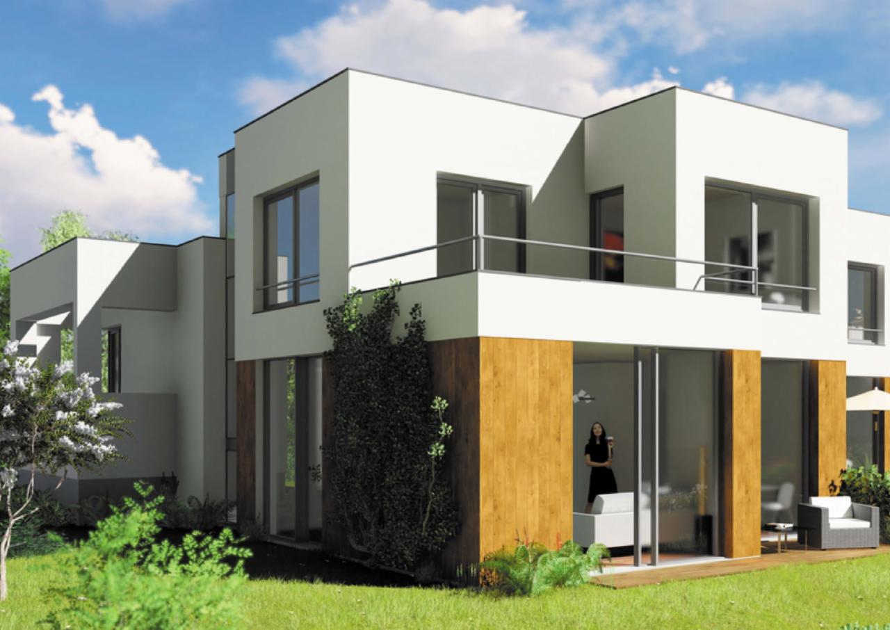 Wizualizacja nowoczesnego domu z białymi ścianami i drewnianą elewacją w Tuchomiu, z balkonem i dużymi oknami, otoczonego zielenią. Widoczna kobieta wewnątrz budynku.